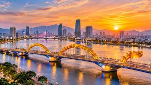 Du lịch Đà Nẵng: hành trình qua các cây cầu sông Hàn